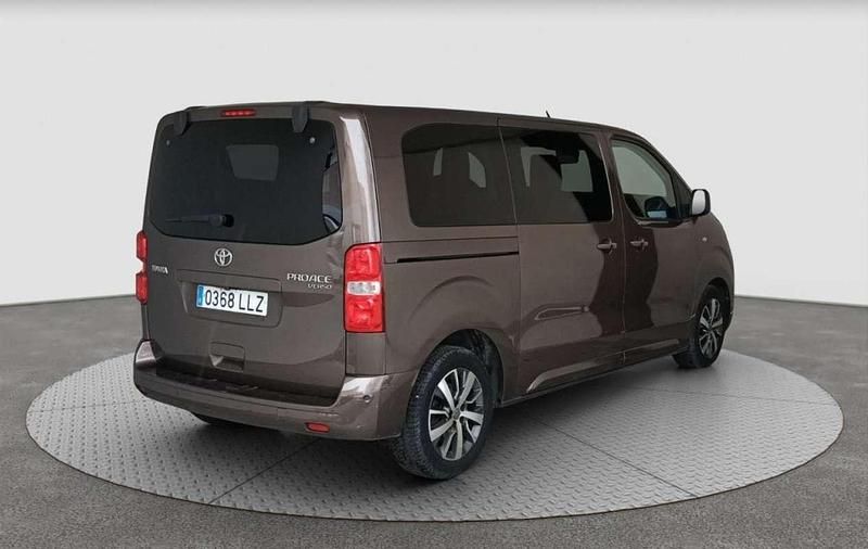 Usado Toyota Proace Advance 150 CV (110 kW) 2020 Marrón Monovolumen