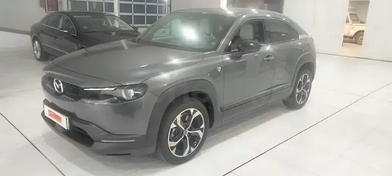 Usado Mazda MX30 Makoto 170 CV (125 kW) 2025 Gris / plata SUV