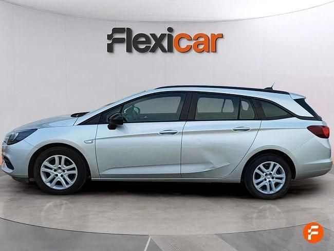 Usado Opel Astra 105 CV (77 kW) 2021 Gris Utilitario