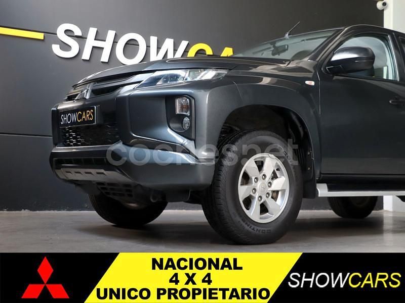 Gris / plata Usado 2021 Mitsubishi L200 Recogida | 30.900 € (Un poco caro) - Imagen 1/4