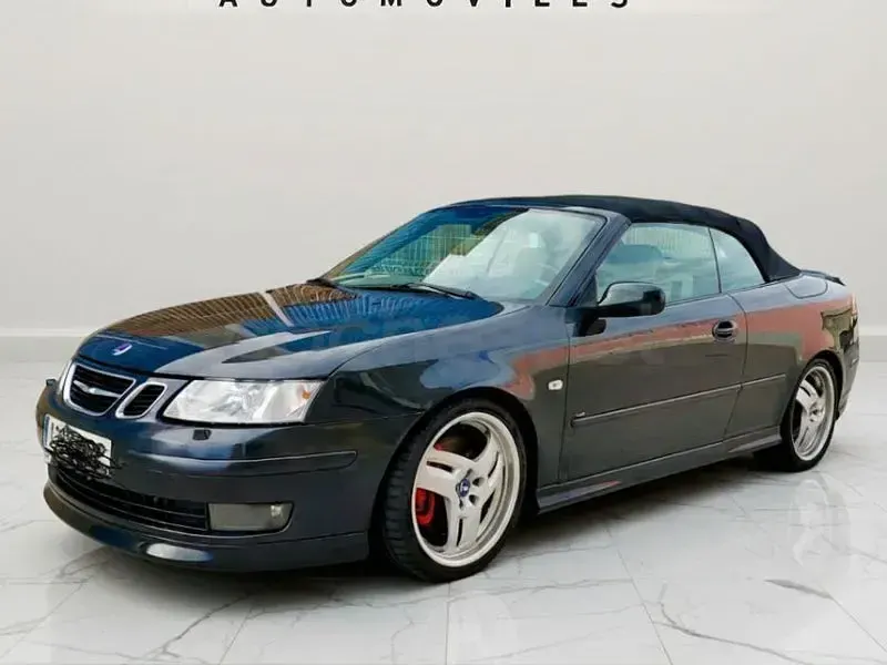 Usado Saab 9-3 Aero 250 CV (183 kW) 2005 Negro Descapotable