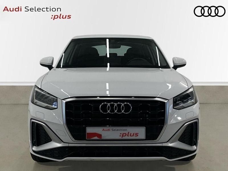 Usado Audi Q2 S-Line 150 CV (110 kW) 2025 Blanco SUV