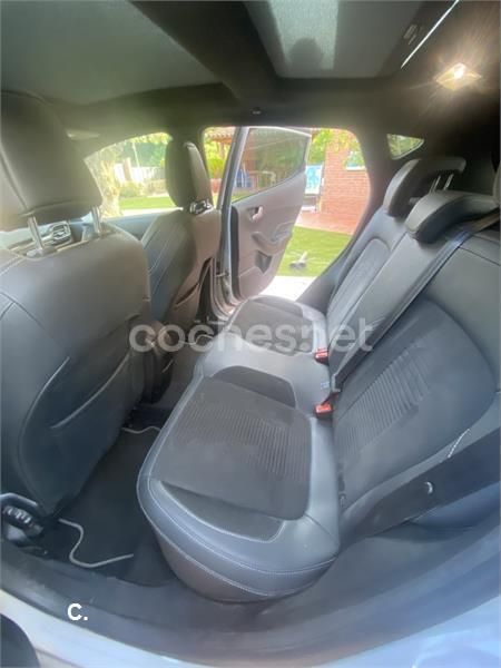 Gris / plata Usado 2019 Ford Fiesta ST Utilitario | 22.000 € (Caro) - Imagen 1/1
