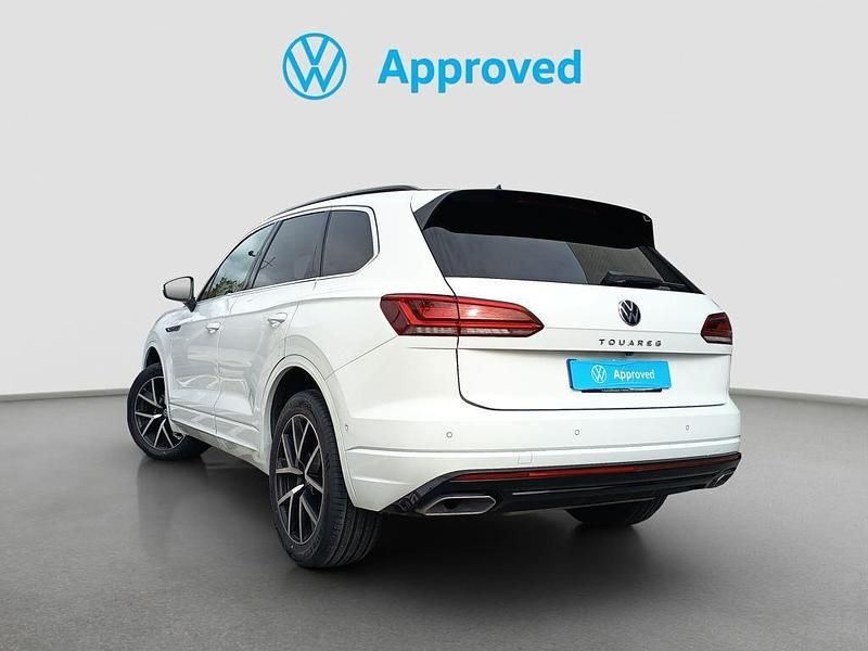 Usado VW Touareg R-line 231 CV (169 kW) 2021 Blanco SUV