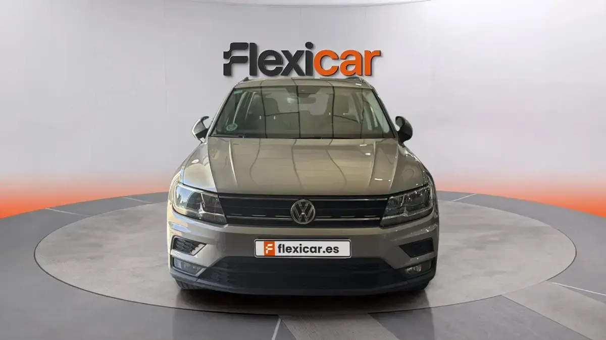 Usado VW Tiguan Advance 131 CV (96 kW) 2019 Beige SUV