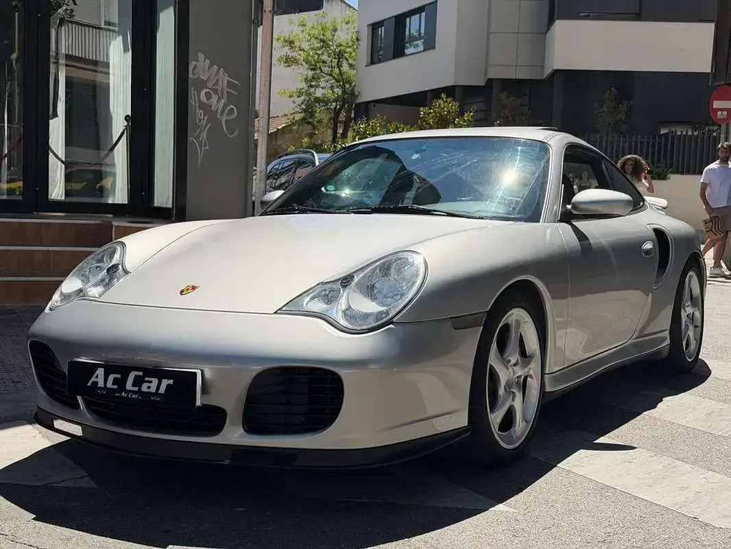 Usado Porsche 996 Turbo 420 CV (308 kW) 2003 Gris Coupe