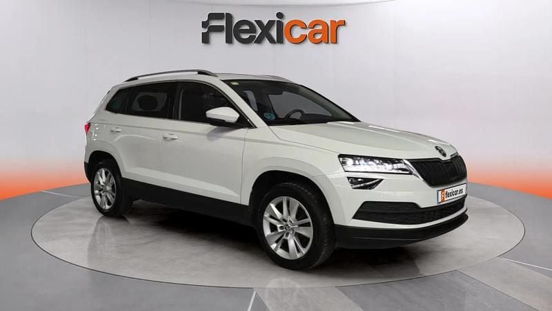 Usado Skoda Karoq Ambition 116 CV (85 kW) 2020 Blanco SUV
