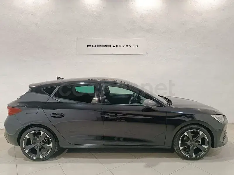 Usado Cupra Leon 150 CV (110 kW) 2024 Negro Berlina