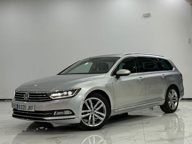 Usado VW Passat Sportline 150 CV (110 kW) 2015 Gris Familiar