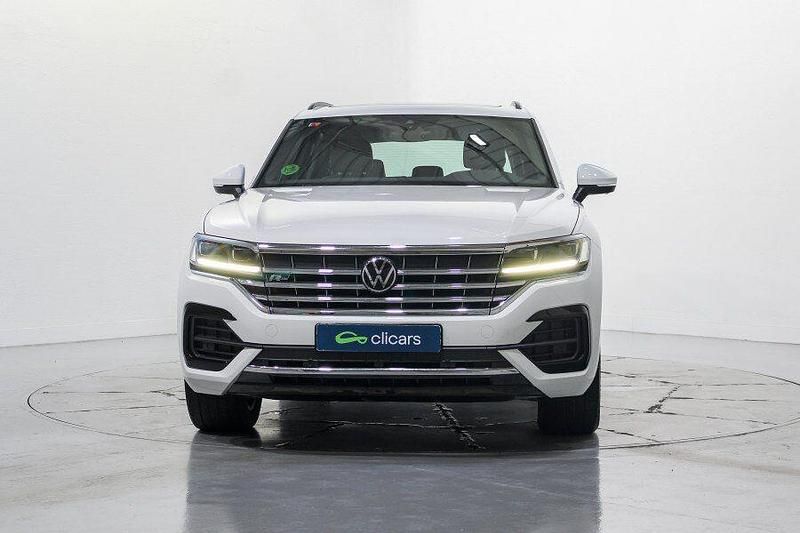 Usado VW Touareg R-line 231 CV (169 kW) 2021 Blanco SUV
