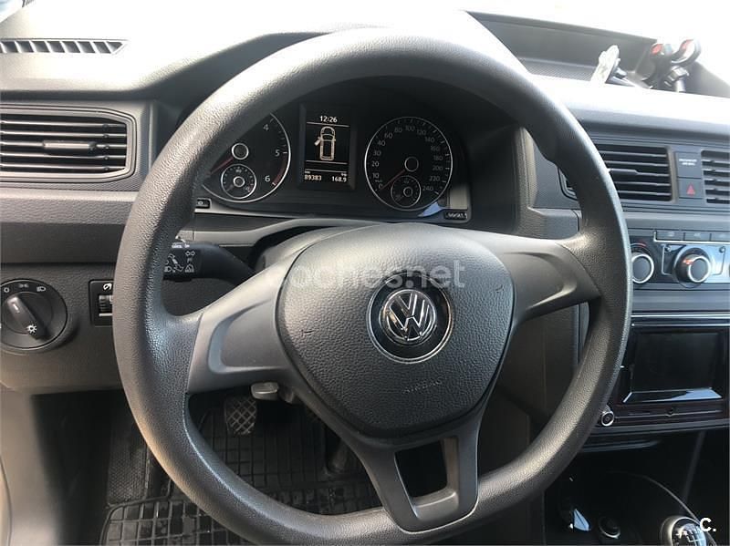 Usado VW Caddy Beach 102 CV (75 kW) 2018 Blanco Monovolumen