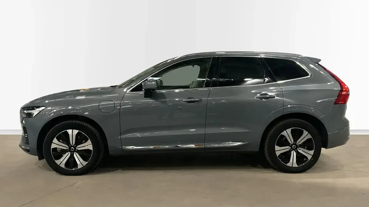 Begagnad Volvo XC60 Ultimate 350 HK (257 kW) 2023 Grå SUV