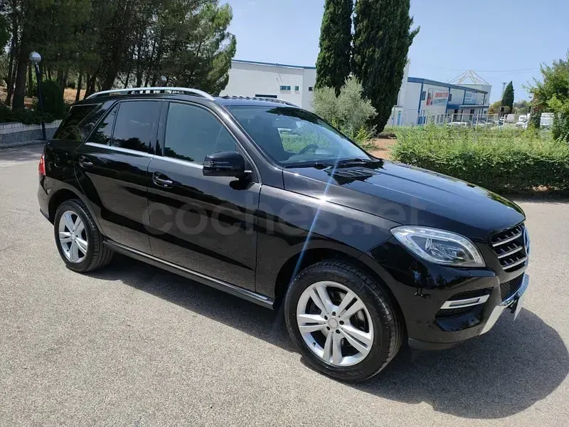 Usado Mercedes ML350 306 CV (225 kW) 2014 Negro SUV