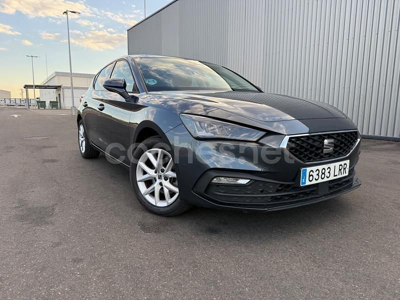 Negro Usado 2021 Seat Leon Style Berlina | 13.200 € (Buen precio) - Imagen 1/4