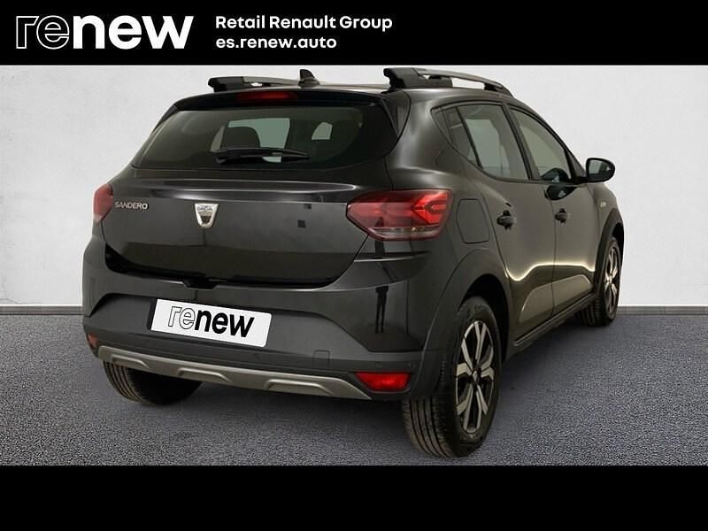 Usado Dacia Sandero Comfort 100 CV (73 kW) 2022 Negro Berlina