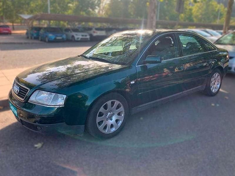 Usado Audi A6 Premium 155 CV (114 kW) 2001 Verde Berlina