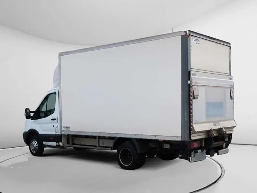 Usado Ford Transit Trend 170 CV (125 kW) 2019 Blanco Van