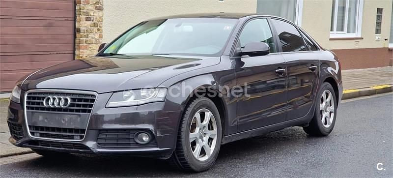 Usado Audi A4 140 CV (102 kW) 2009 Negro Berlina