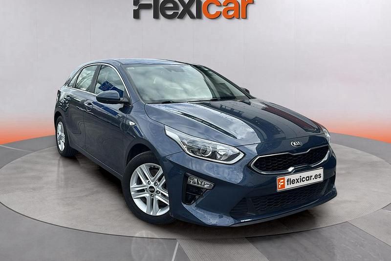Azul Usado 2019 Kia Ceed Utilitario | 8990 € (Buen precio) - Imagen 1/4