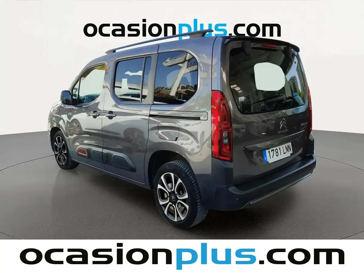 Usado Citroën Berlingo Shine 102 CV (75 kW) 2021 Gris Monovolumen