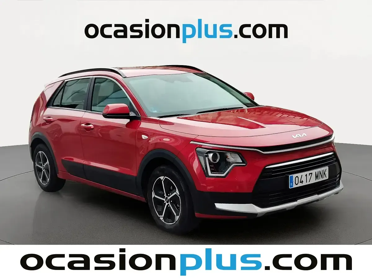 Usado Kia Niro 141 CV (103 kW) 2024 Rojo SUV