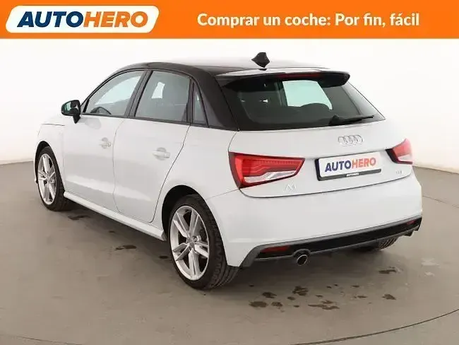 Usado Audi A1 Attraction 115 CV (84 kW) 2018 Blanco Berlina