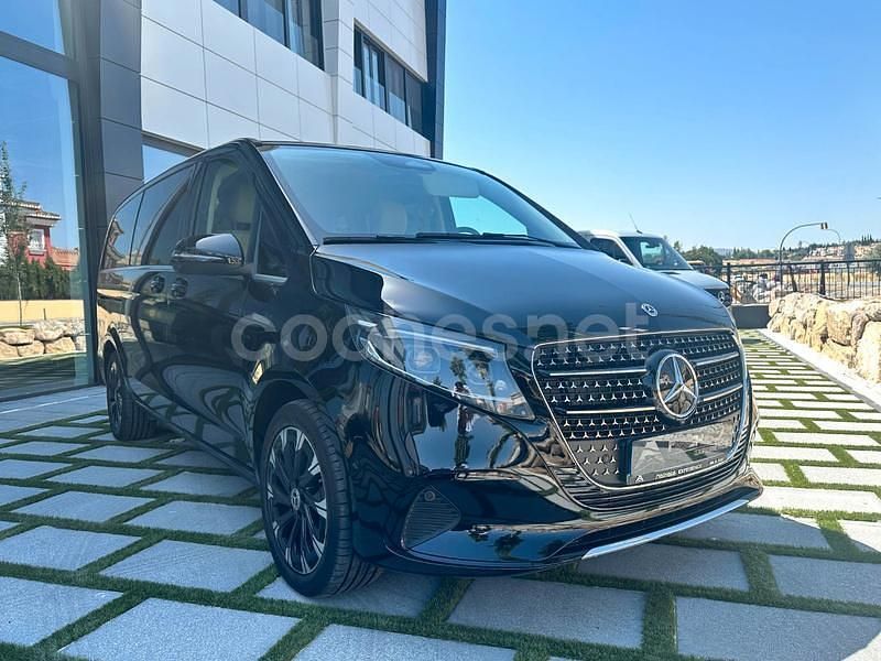 Usado Mercedes V220 Avantgarde 163 CV (119 kW) 2024 Negro Monovolumen