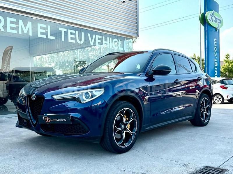 Azul Usado 2019 Alfa Romeo Stelvio Executive SUV | 27.900 € (Precio justo) - Imagen 1/4