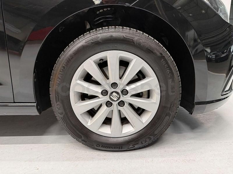 Usado Seat Ibiza Style 110 CV (80 kW) 2021 Negro Utilitario