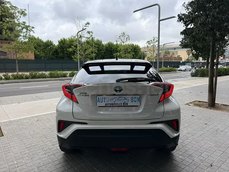 Usado Toyota C-HR Plus 122 CV (89 kW) 2017 Blanco SUV