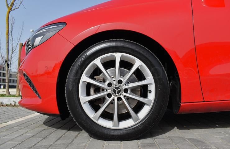 Usado Mercedes B200 Sport 150 CV (110 kW) 2013 Blanco Monovolumen