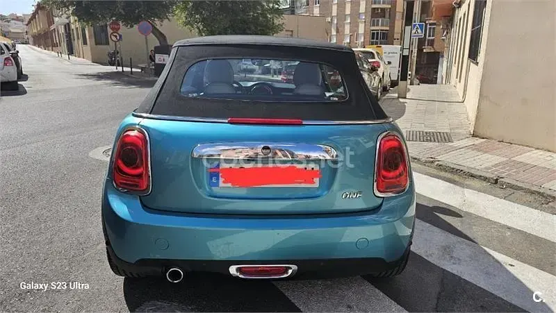 Usado Mini One Cabriolet 102 CV (75 kW) 2018 Azul Descapotable