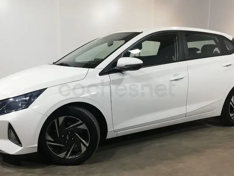 Usado Hyundai i20 100 HP (73 kW) 2022 Branco Citadino