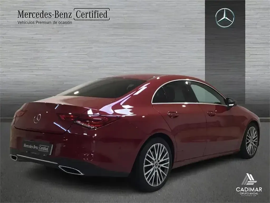 Usado Mercedes CLA200 150 CV (110 kW) 2021 Rojo Coupe