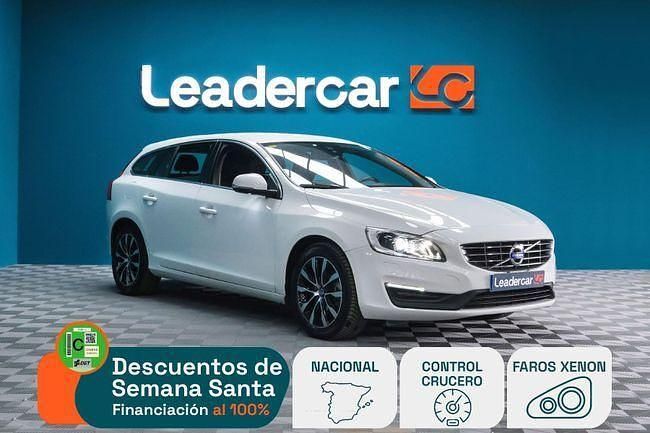 Usado Volvo V60 Momentum 150 CV (110 kW) 2018 Blanco Familiar