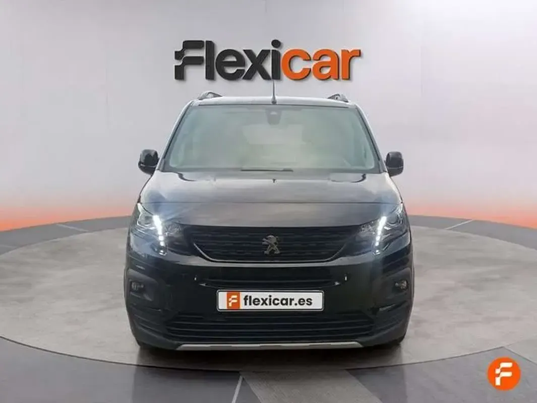 Usado Peugeot Rifter GT 131 CV (96 kW) 2023 Gris Monovolumen