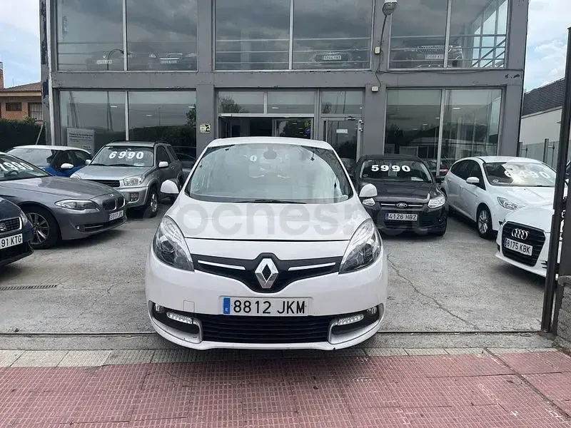 Usado Renault Scénic III XMOD 115 CV (84 kW) 2016 Blanco Monovolumen