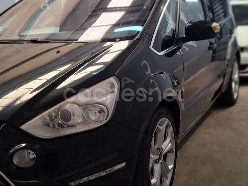Usado Ford S-MAX Titanium 163 CV (119 kW) 2014 Negro Monovolumen