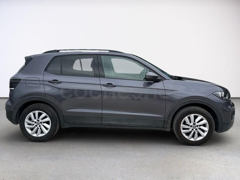 Usado VW T-Cross Advance 110 CV (80 kW) 2023 Gris / plata SUV