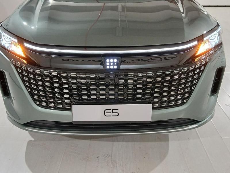 Nuevo DFSK E5 217 CV (159 kW) 2025 Verde SUV