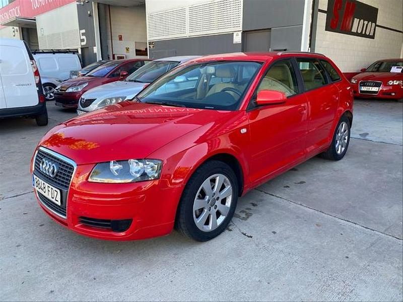 Rojo Usado 2006 Audi A3 Sportback Ambition Utilitario | 8990 € (Precio justo) - Imagen 1/3