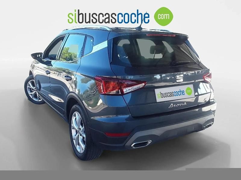 Usado Seat Arona FR 116 CV (85 kW) 2024 Gris/plata SUV