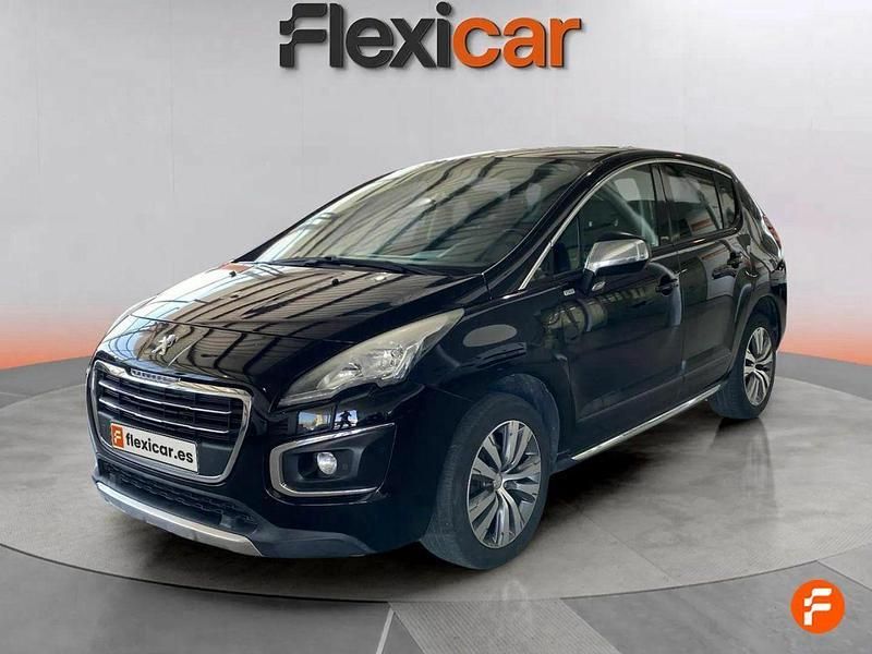 Usado Peugeot 3008 Allure 120 CV (88 kW) 2016 Negro SUV