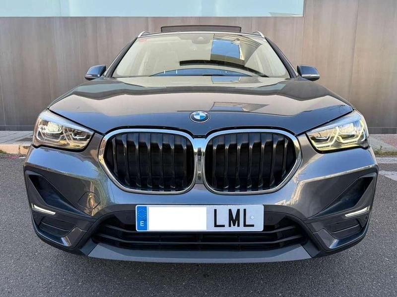 Begagnad BMW X1 150 HK (110 kW) 2021 Grå SUV
