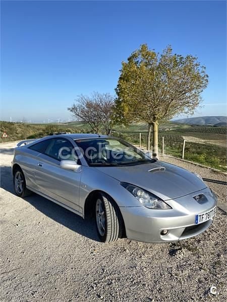 Usado Toyota Celica 143 CV (105 kW) 2005 Gris / plata Coupe