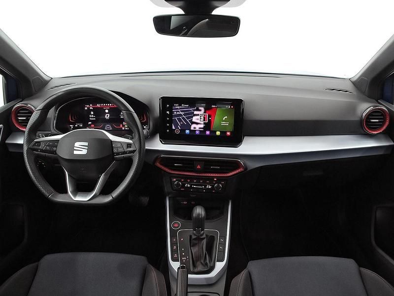 Usado Seat Arona FR 115 CV (84 kW) 2024 Azul SUV