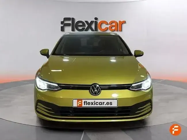 Begagnad VW Golf VII Advance 150 HK (110 kW) 2020 Gul