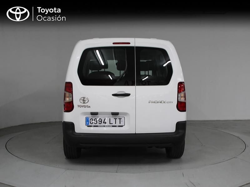 Usado Toyota Proace Verso City 100 CV (73 kW) 2021 Blanco Familiar