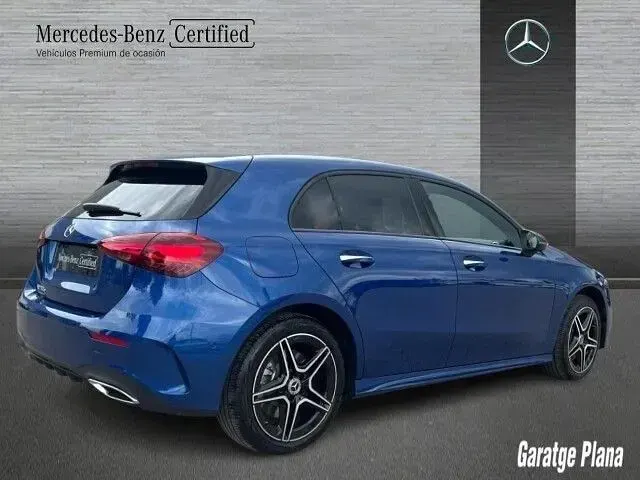 Usado Mercedes A250 218 CV (160 kW) 2025 Azul espectral