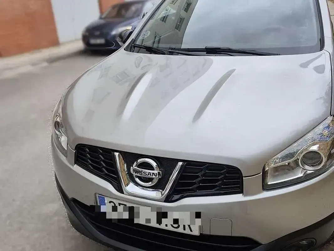 Usado Nissan Qashqai Acenta 131 CV (96 kW) 2013 Gris SUV